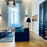 Yacht Club Apartament *