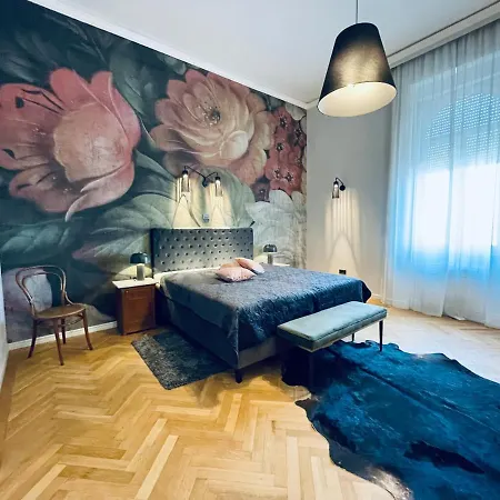 Yacht Club 1st Row To The Sea Apartment Opatija