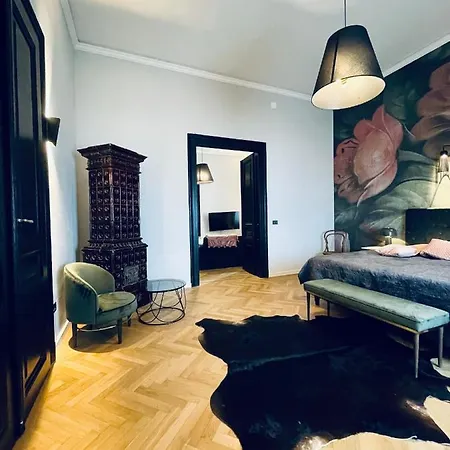 Yacht Club Apartment