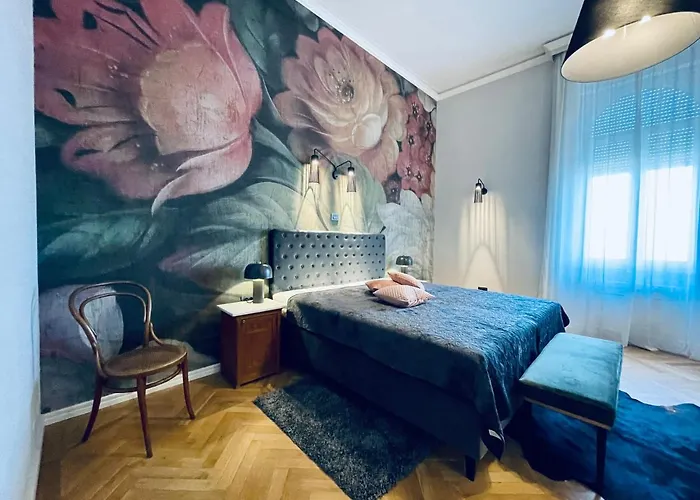 Yacht Club Апартаменты