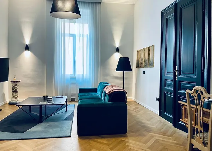 Yacht Club Апартаменты *