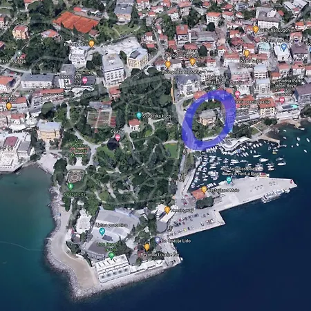 Yacht Club Lägenhet